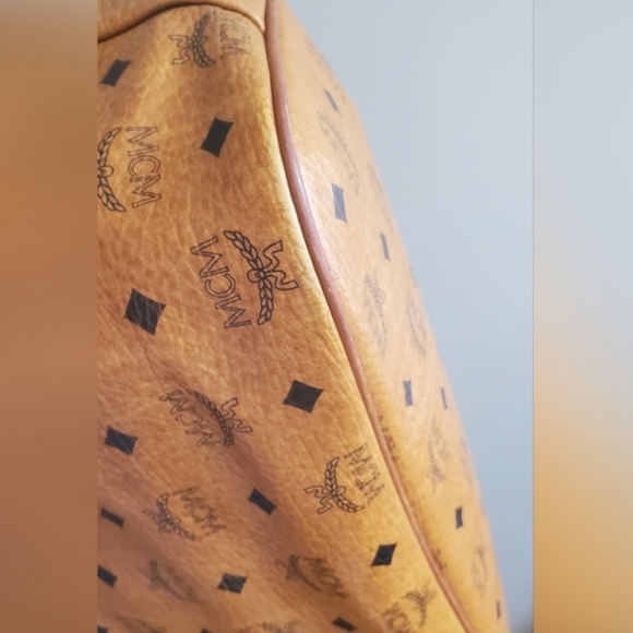 ❣️MCM Cognac Tote Bag❣️ - Picture 11 of 16